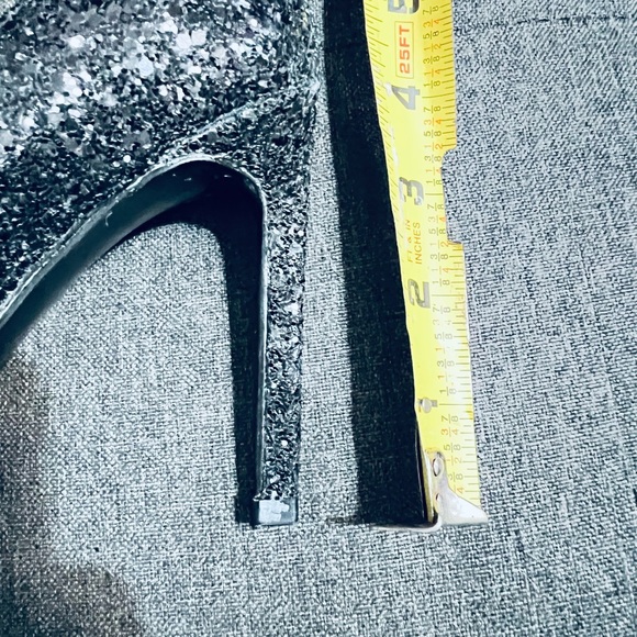 NINE WEST Navy/Black Gradient Glitter Pumps 4-inch Heels. Used as Event Display - Picture 10 of 14